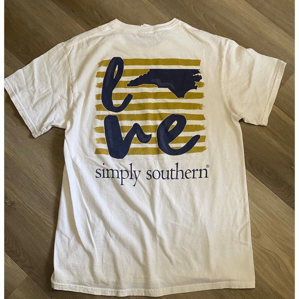 Simply Southern White LOVE NC Short Sleeve Top Womens Size Medium M